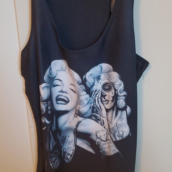 Racer back tee - Picture 2 of 2